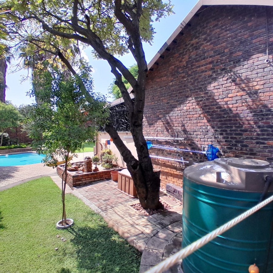 3 Bedroom Property for Sale in Safari Gardens North West